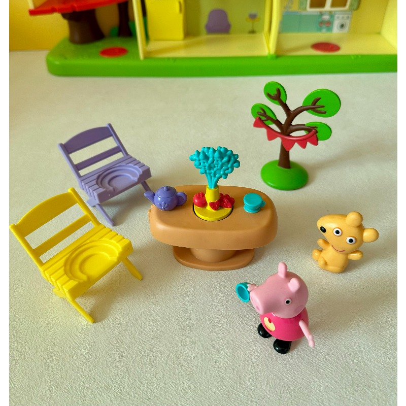 Hasbro Peppa Pig Family Set, M - Kids First Education ulasan dan harga